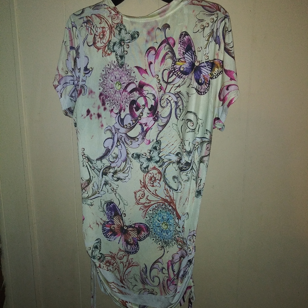 Blouse - Picture 2 of 3